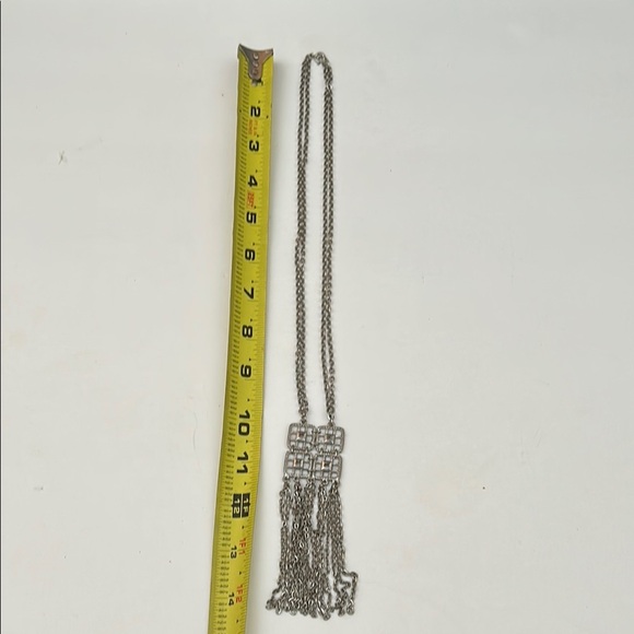 Elegant Silver Chain Necklace with Tassel - Picture 2 of 6